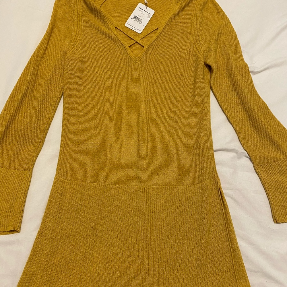 NEW WITH TAGS- Mustard Free People Tunic